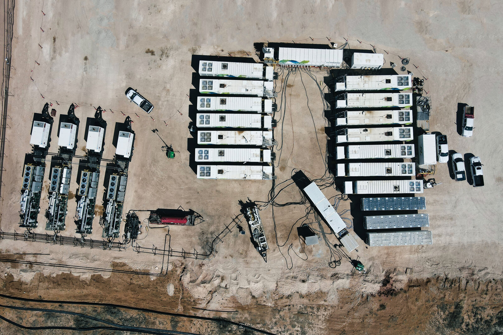 Aerial view of a GTUIT mobile gas processing installation
